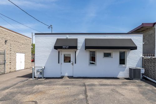 7717 Pillsbury Ave S, Richfield, MN, 55423-4121 | Card Image