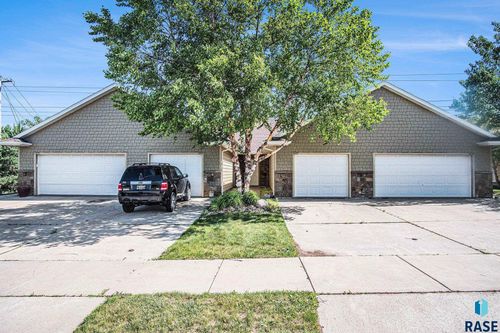 3403 -3409 93rd St, Sioux Falls, SD, 57108 | Card Image