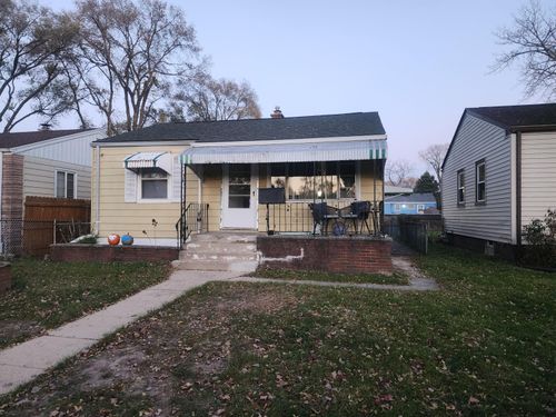 7613 Linden Pl, Hammond, IN, 46324-2644 | Card Image