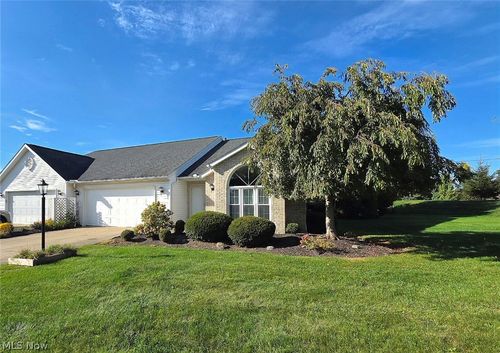 5650 Lauren Oval, Medina, OH, 44256-6818 | Card Image