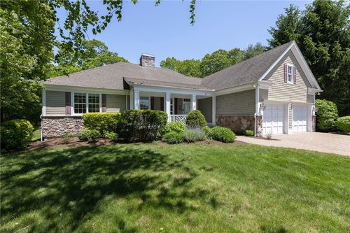 9 Newbury Dr, Westerly, RI, 02891-3692 | Card Image