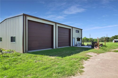 4552 Mineral Cemetery Rd, Beeville, TX, 78102-8224 | Card Image