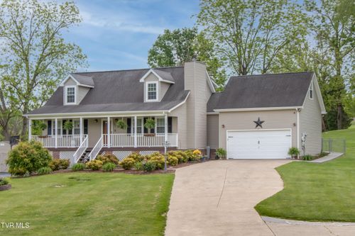 3493 Weaver Pike, Bristol, TN, 37620-8301 | Card Image