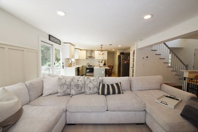 35 Ryders Ln, House other with 4 bedrooms, 3 bathrooms and 6 parking in Marshfield MA | Image 17