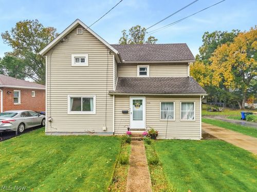 1764 High St, Cuyahoga Falls, OH, 44221-4004 | Card Image