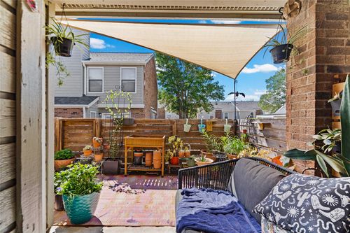 4b-2018 W Rundberg Ln, Austin, TX, 78758-5971 | Card Image