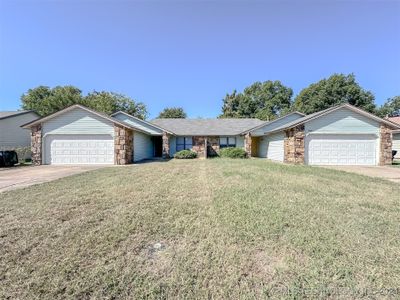 6644 S Victor Avenue, Home with 6 bedrooms, 4 bathrooms and null parking in Tulsa OK | Image 1