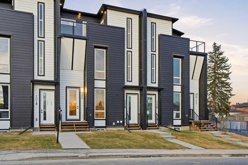 102b-212 32 Ave Ne, Calgary, AB, T2E2G7 | Card Image