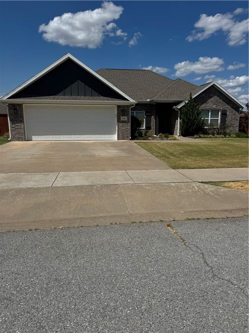 510 Buffalo Gap Dr, Siloam Springs, AR, 72761-8026 | Card Image