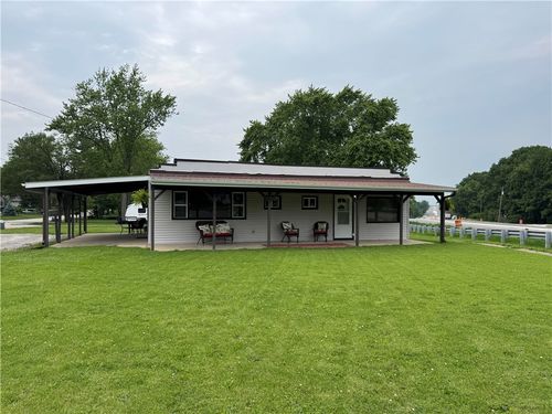 1302 W Pershing Rd, Decatur, IL, 62526-1546 | Card Image