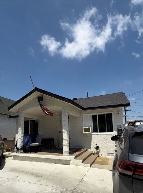 245 E 64th St, Los Angeles, CA, 90003-1515 | Card Image