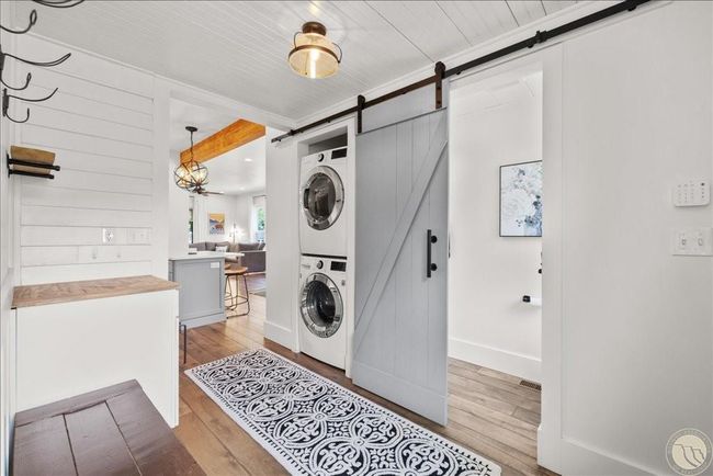 Laundry - Guest Bath | Image 14