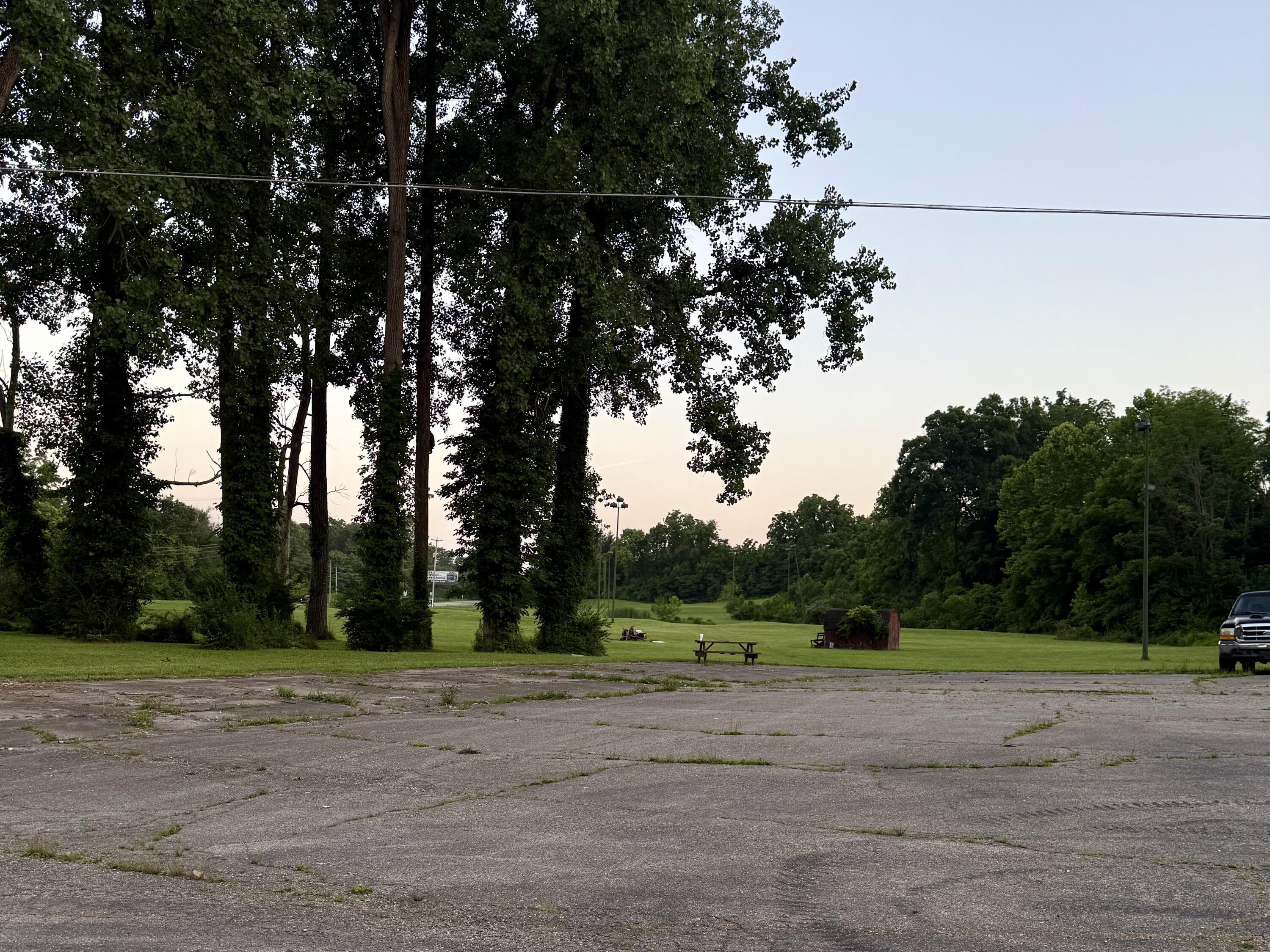 Commercial Sale in Springfield 3