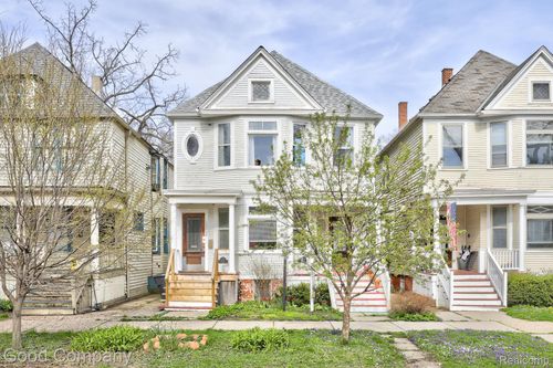 1728 Parker St, Detroit, MI, 48214-2602 | Card Image