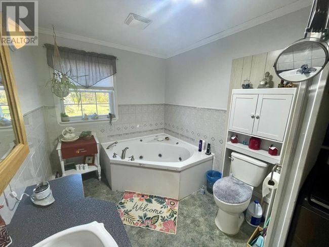 11334 Rte 14, House other with 5 bedrooms, 2 bathrooms and null parking in Miminegash PE | Image 13