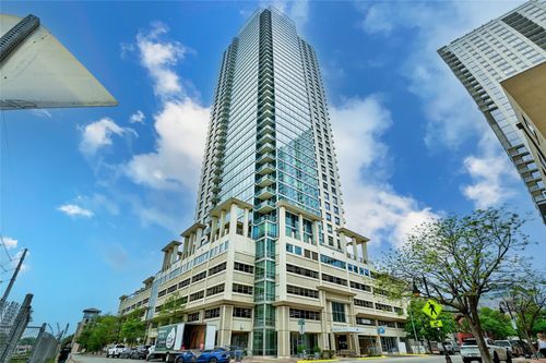 902-300 Bowie St, Austin, TX, 78703-4604 | Card Image