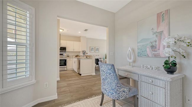 UNIT-305 - 19325 Water Oak Dr, Condo with 2 bedrooms, 1 bathrooms and null parking in PORT CHARLOTTE FL | Image 25