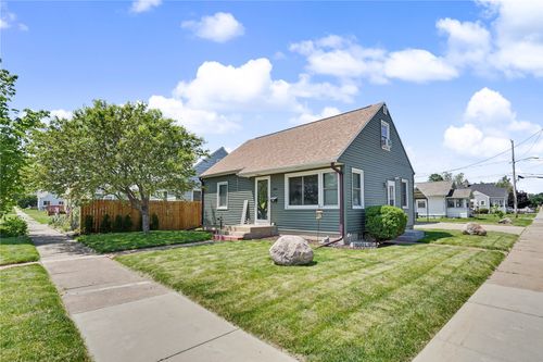 1600 L St Sw, Cedar Rapids, IA, 52404 | Card Image