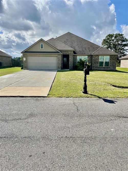 8097 Kinslee Ln, Iowa, LA, 70647-3975 | Card Image