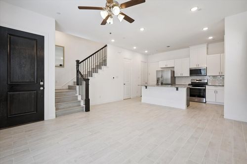 4261 Shavano Dr, Frisco, TX, 75034-9647 | Card Image