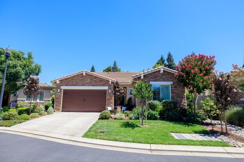 391 Via Attivo, Oakdale, CA, 95361-8580 | Card Image