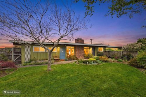 1981 Forest Lake Dr, Eureka, CA, 95501-2711 | Card Image