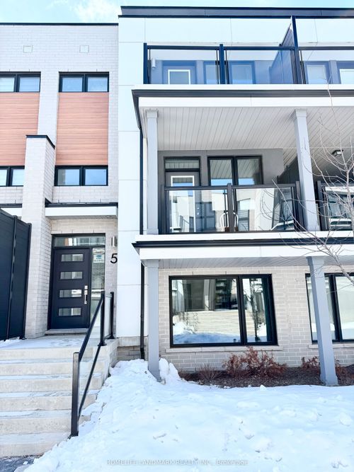 5-92 Huguenot Road, Oakville, ON, L6H0X4 | Card Image