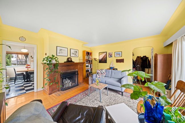 3114 Graveley St, House other with 4 bedrooms, 2 bathrooms and 1 parking in Vancouver BC | Image 11