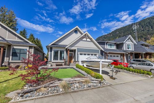 649 Schooner Place, House other with 3 bedrooms, 2 bathrooms and 4 parking in Harrison Hot Springs BC | Card Image