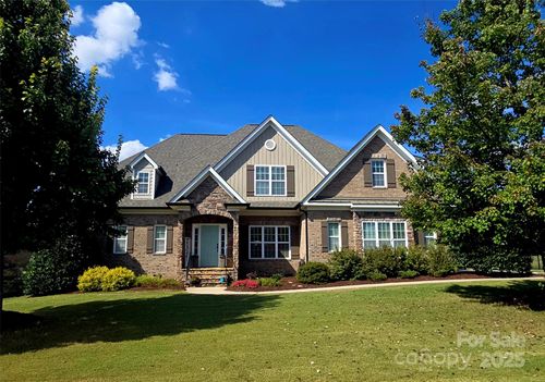 8491 Penton Pl, Harrisburg, NC, 28075-3601 | Card Image