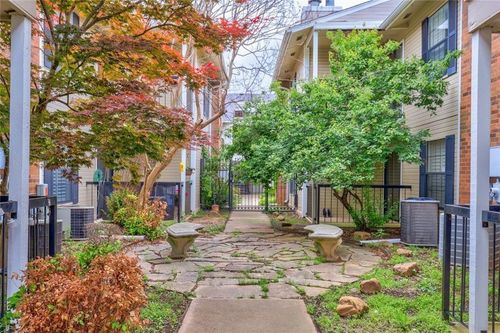 230-3000 Chautauqua Avenue, Norman, OK, 73072 | Card Image
