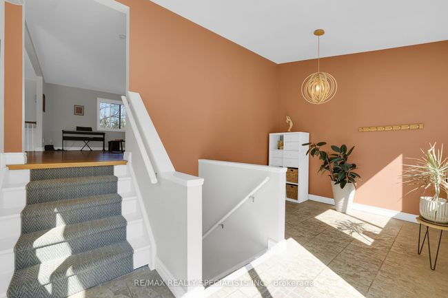 15 Credit St, House other with 5 bedrooms, 3 bathrooms and 8 parking in Glen Williams ON | Image 23