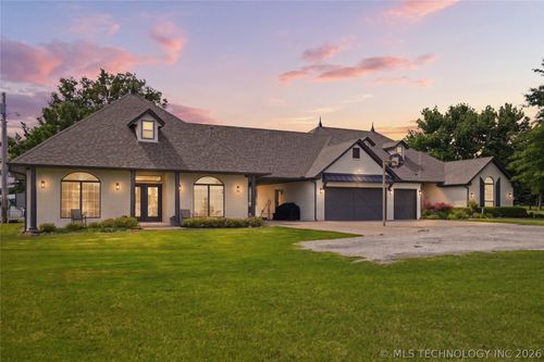 12785 N 280 Rd, Okmulgee, OK, 74447-2067 | Card Image