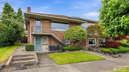 1020 N Tacoma Avenue, Tacoma, WA, 98403 | Card Image