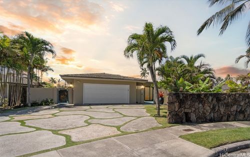 144 Kaimoani Way, Kailua, HI, 96734-1600 | Card Image