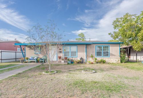 711 E 35th St, Odessa, TX, 79762-7604 | Card Image