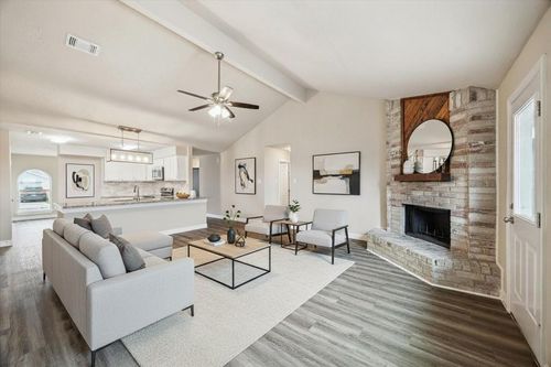 3519 Hombly Rd, Houston, TX, 77066-4829 | Card Image