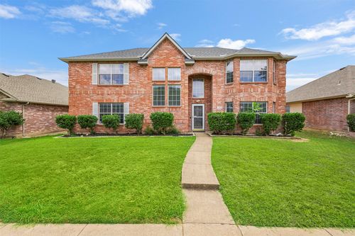 308 Valley Ridge Dr, Red Oak, TX, 75154-4717 | Card Image