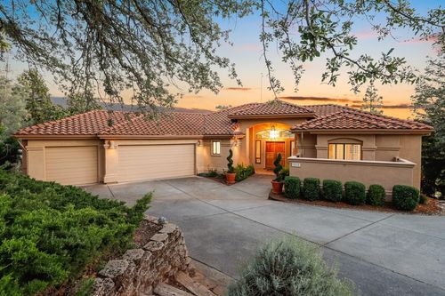 9510 Upper Valley Road, Auburn, CA, 95602 | Card Image