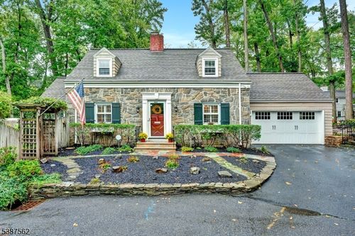 965 Hilltop Rd, Plainfield, NJ, 07060-3423 | Card Image