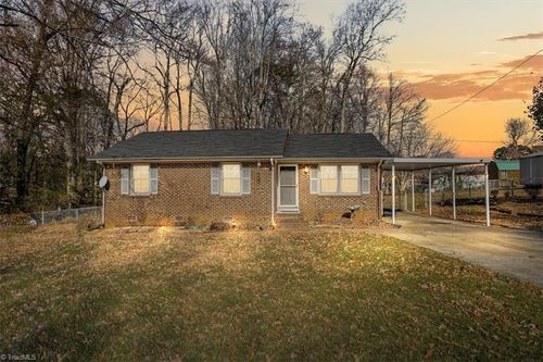 5503 Mallard Dr, Browns Summit, NC, 27214-9771 | Card Image