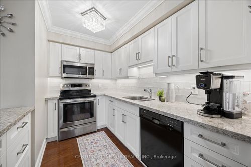 635-50 Richmond St E, Oshawa, ON, L1G7C7 | Card Image
