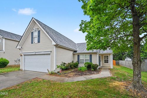 1016 Penncross Dr, Raleigh, NC, 27610-5783 | Card Image