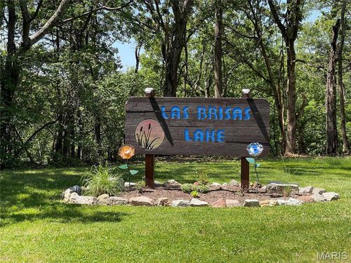 2016 Las Brisas Ln, Pacific, MO, 63069-5614 | Card Image