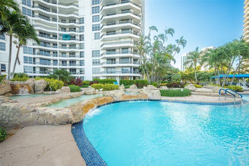 apt-1803-19195 Mystic Pointe Dr, Aventura, FL, 33180-4508 | Card Image