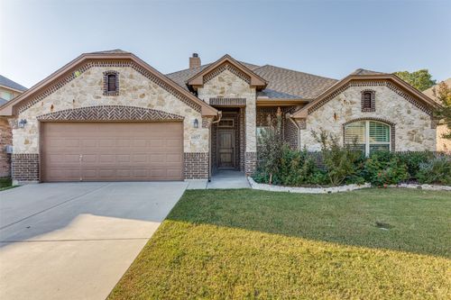 6937 White River Dr, Fort Worth, TX, 76179-2215 | Card Image
