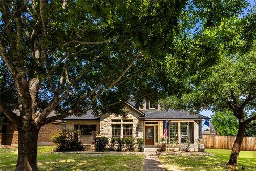 110 Saint Richie Ln, Austin, TX, 78737-4612 | Card Image
