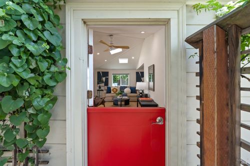 914 W 6th Street, Benicia, CA, 94510 | Card Image