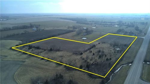 2709 Rock Creek Rd, Ottawa, KS, 66067-8571 | Card Image