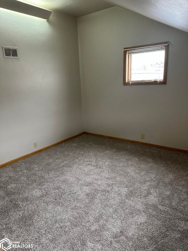 502 2 Nd St, Home with 7 bedrooms, 0 bathrooms and null parking in Griswold IA | Image 13